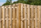 Alfred Covetimber-fencing-3.jpg; ?>
